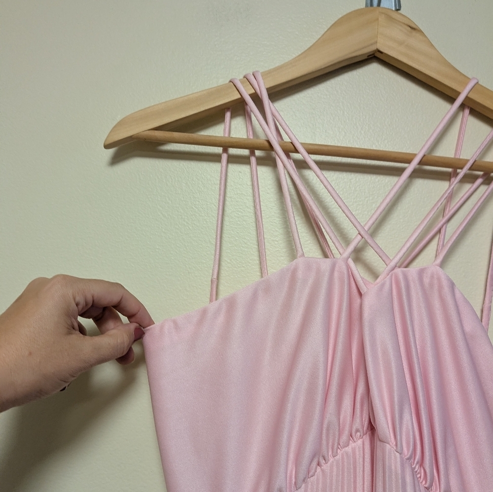 Elegant Pink Maxi Dress - Picture 5 of 7
